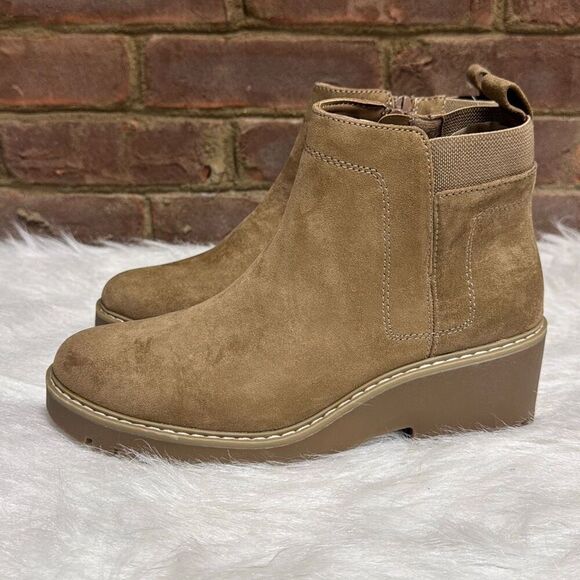 Sonoma Goods For Life Women’s Wedge Gore Booties Size 8 NEW - Picture 3 of 8